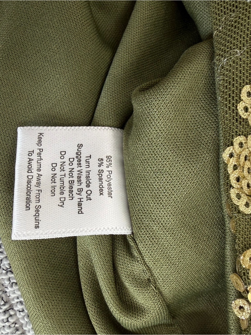 NWOT Studio 12 Olive Green Beaded and Sequined Floral Mesh Cami Top. Size Medium - Picture 7 of 7